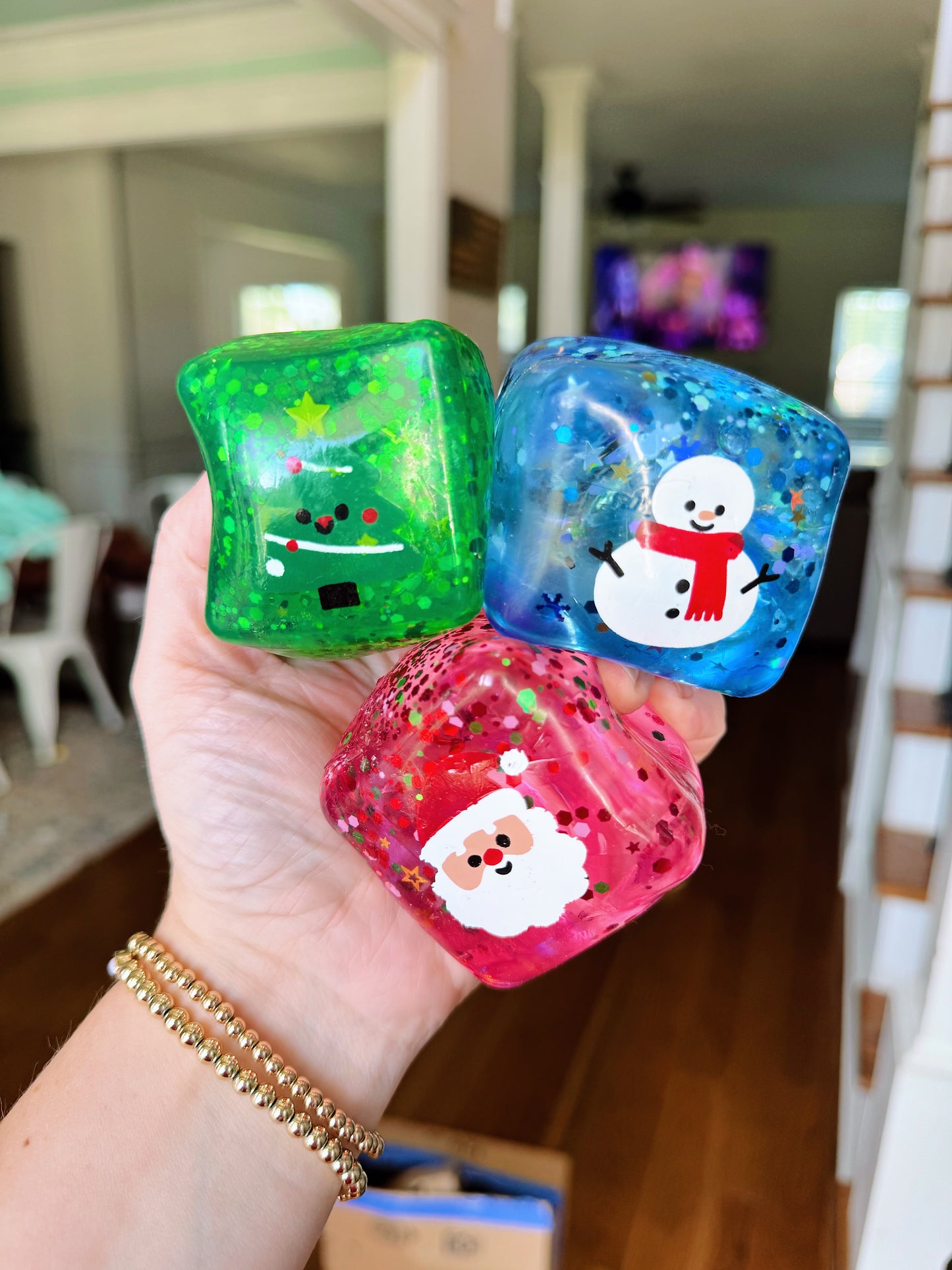 RTS CHRISTMAS CUBES