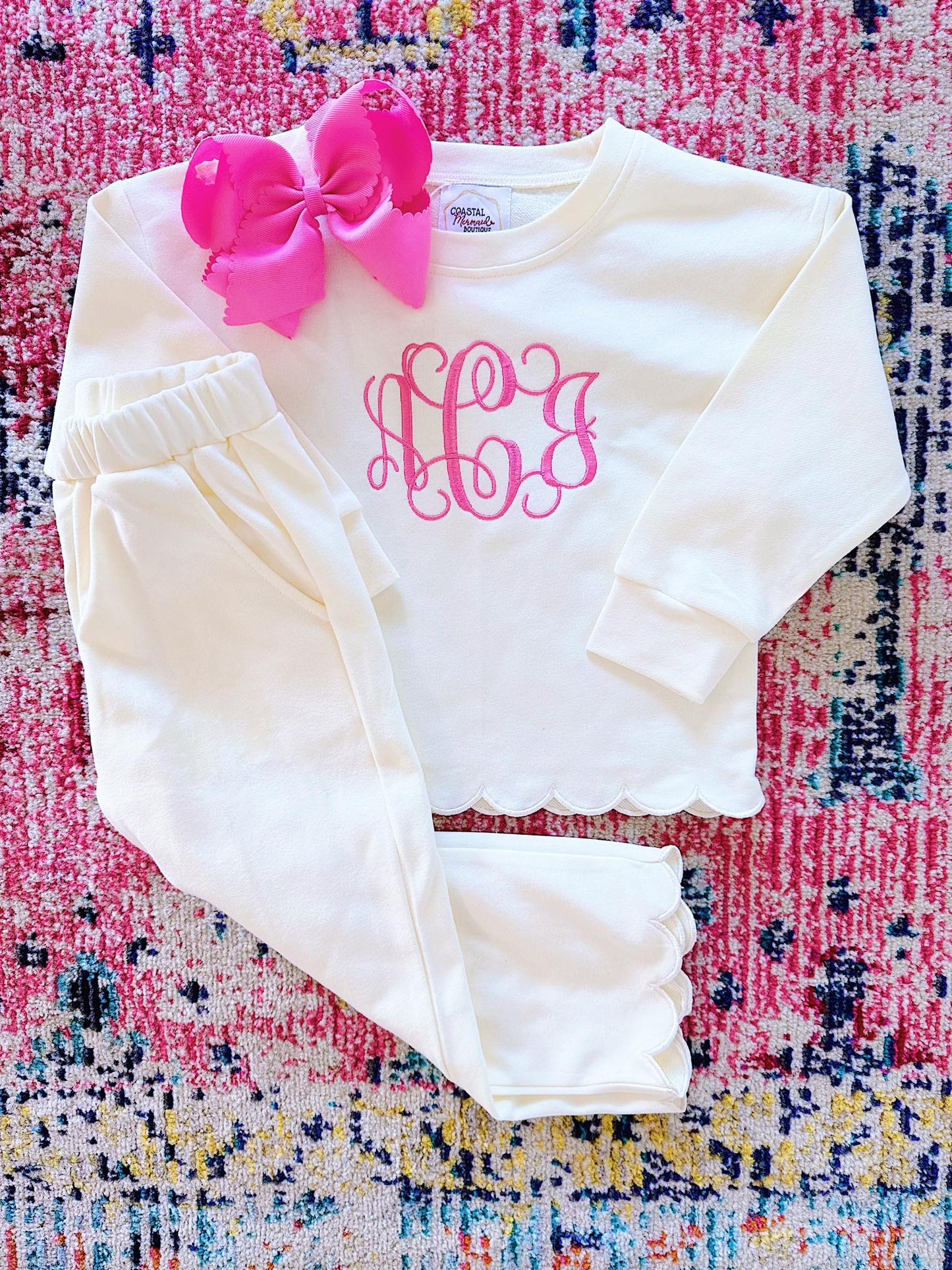 RTS: CREAM SCALLOP SET