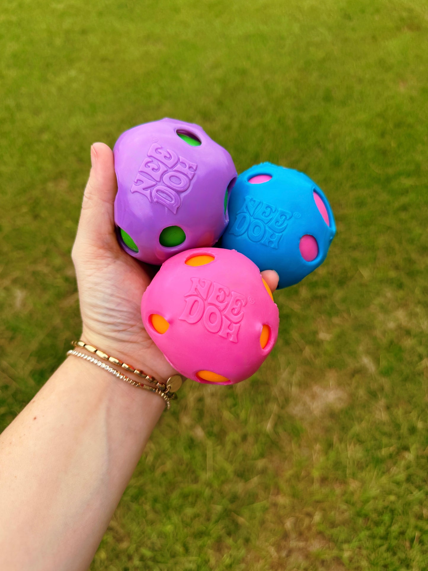 RTS ND GROOVY BALL